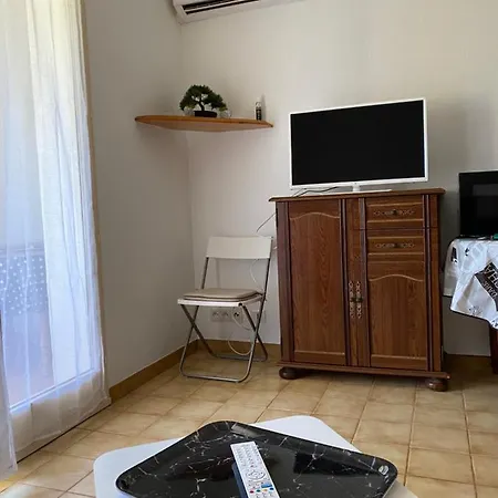 Climatise Avec Parking La Londe-les-Maures