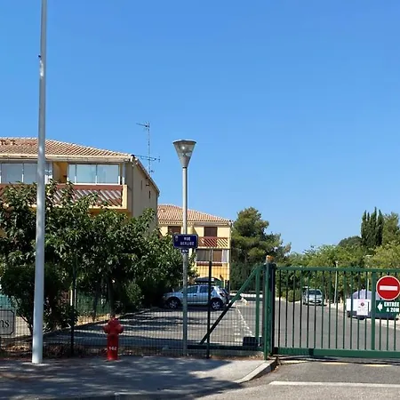 Climatise Avec Parking Διαμέρισμα *