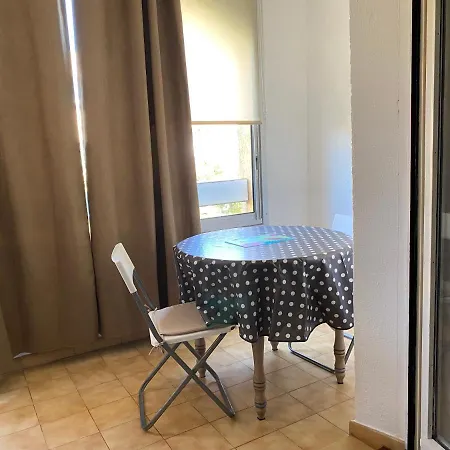 Climatise Avec Parking * La Londe-les-Maures