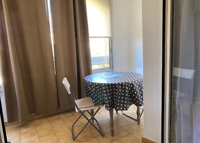 Climatise Avec Parking * La Londe-les-Maures