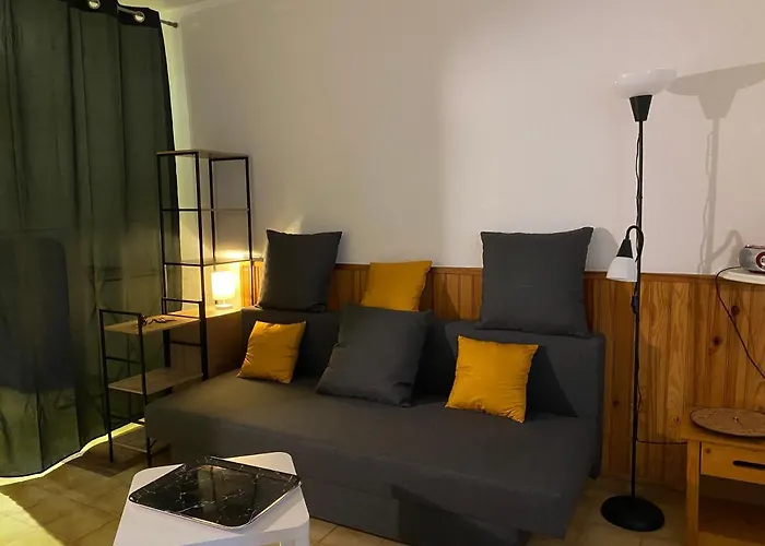 Διαμέρισμα Climatise Avec Parking